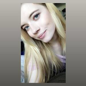 Meet your Posher, Briana